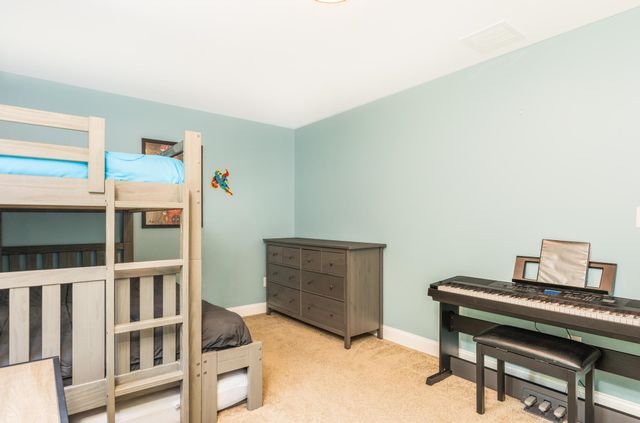 50 Laredo Lane, Rochester, NH 03868