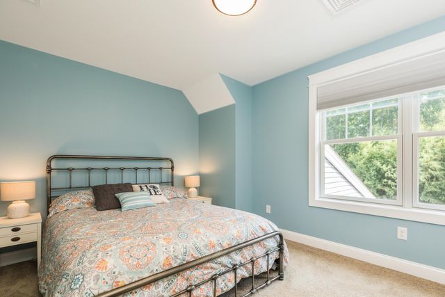 50 Laredo Lane, Rochester, NH 03868