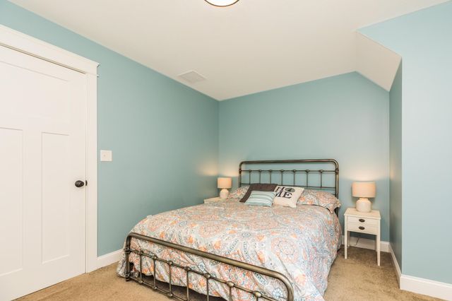 50 Laredo Lane, Rochester, NH 03868
