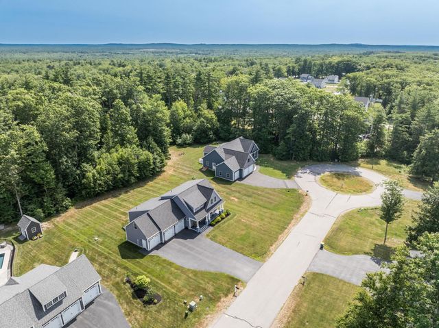 50 Laredo Lane, Rochester, NH 03868