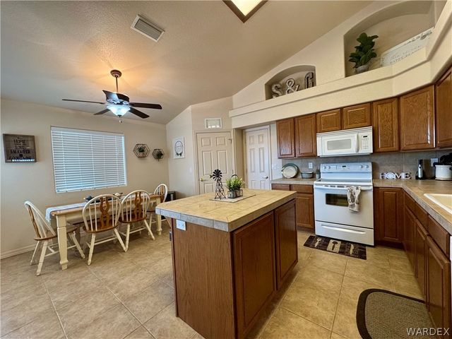 3468 Florence Avenue, Bullhead City, AZ 86429