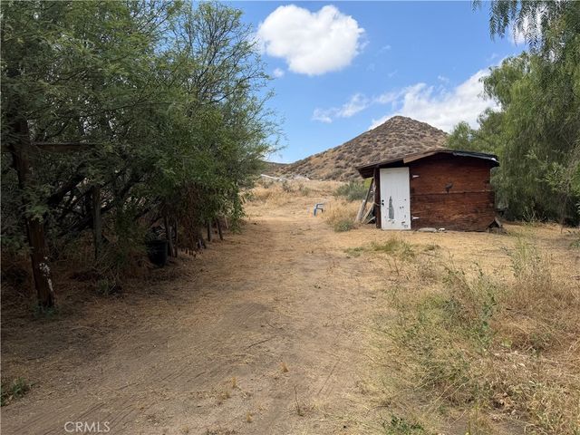 42520 Grama Rd, Aguanga, CA 92536