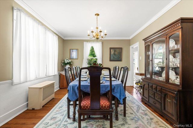 1072 Hunter Avenue, Pelham, NY 10803