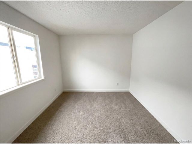 2332 Hyacinth Rd, Highlands Ranch, CO 80129