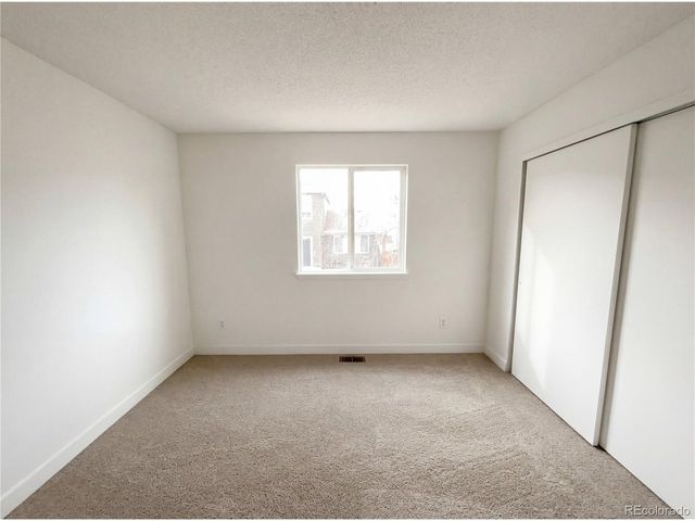 2332 Hyacinth Rd, Highlands Ranch, CO 80129