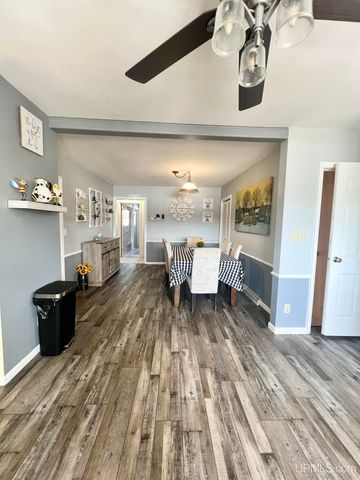 208 Detroit Ave, Iron Mountain, MI 49801