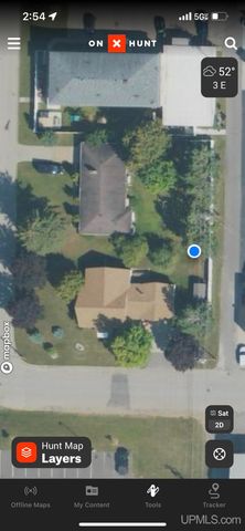 208 Detroit Ave, Iron Mountain, MI 49801