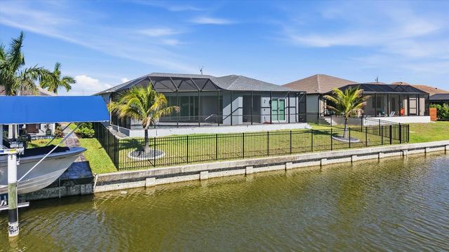 8314 TRACY CIRCLE, Port Charlotte, FL 33981