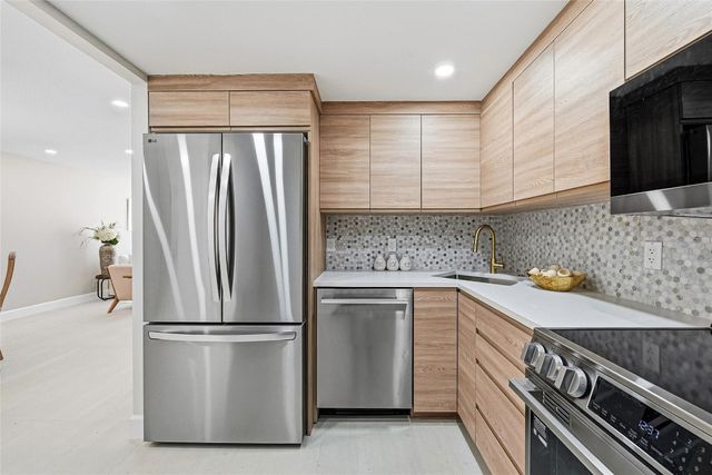 101 Briny Avenue 2006, Pompano Beach, FL 33062