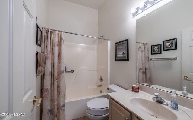 13537 N Holly Grape Drive, Marana, AZ 85658