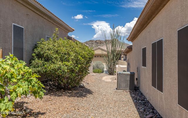 13537 N Holly Grape Drive, Marana, AZ 85658