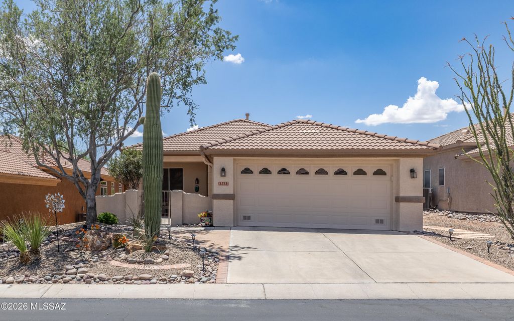 13537 N Holly Grape Drive, Marana, AZ 85658
