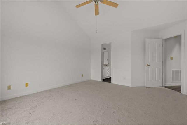 302 Mainsail Dr Unit 15, Hampton, VA 23664