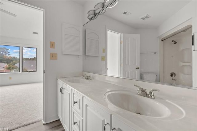 302 Mainsail Dr Unit 15, Hampton, VA 23664