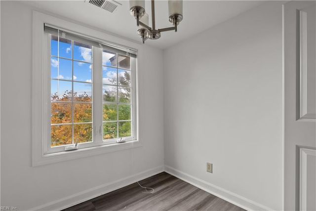 302 Mainsail Dr Unit 15, Hampton, VA 23664