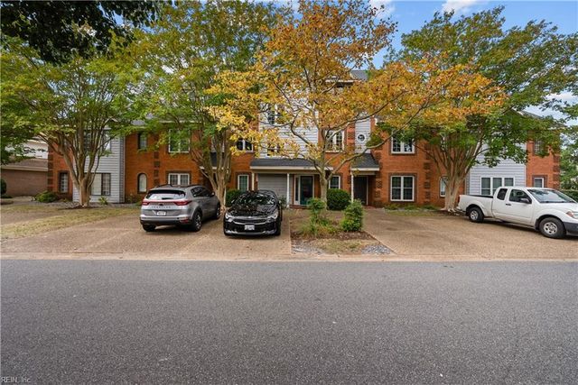 302 Mainsail Dr Unit 15, Hampton, VA 23664