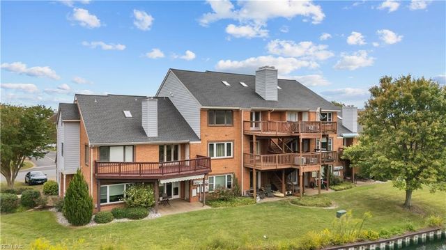302 Mainsail Dr Unit 15, Hampton, VA 23664