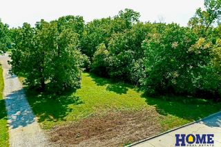 215 E 5th Street, Hickman, NE 68372