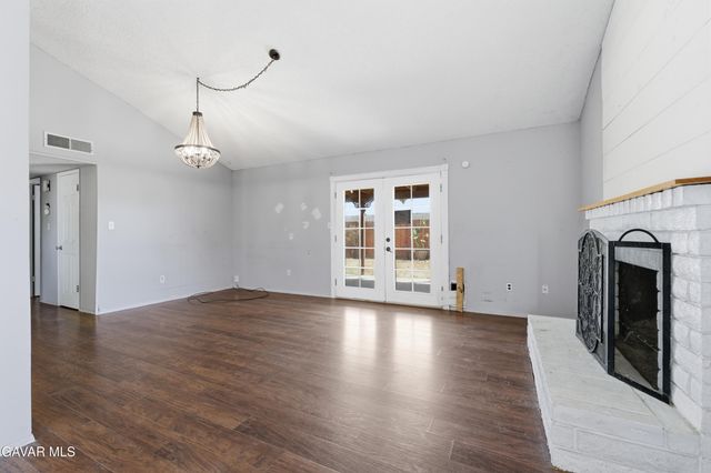 9237 Butternut Avenue, Bakersfield, CA 93306