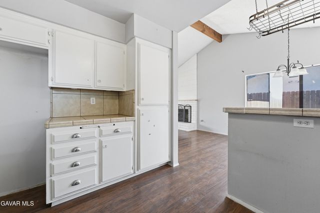 9237 Butternut Avenue, Bakersfield, CA 93306