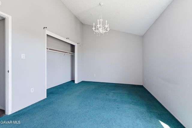 9237 Butternut Avenue, Bakersfield, CA 93306