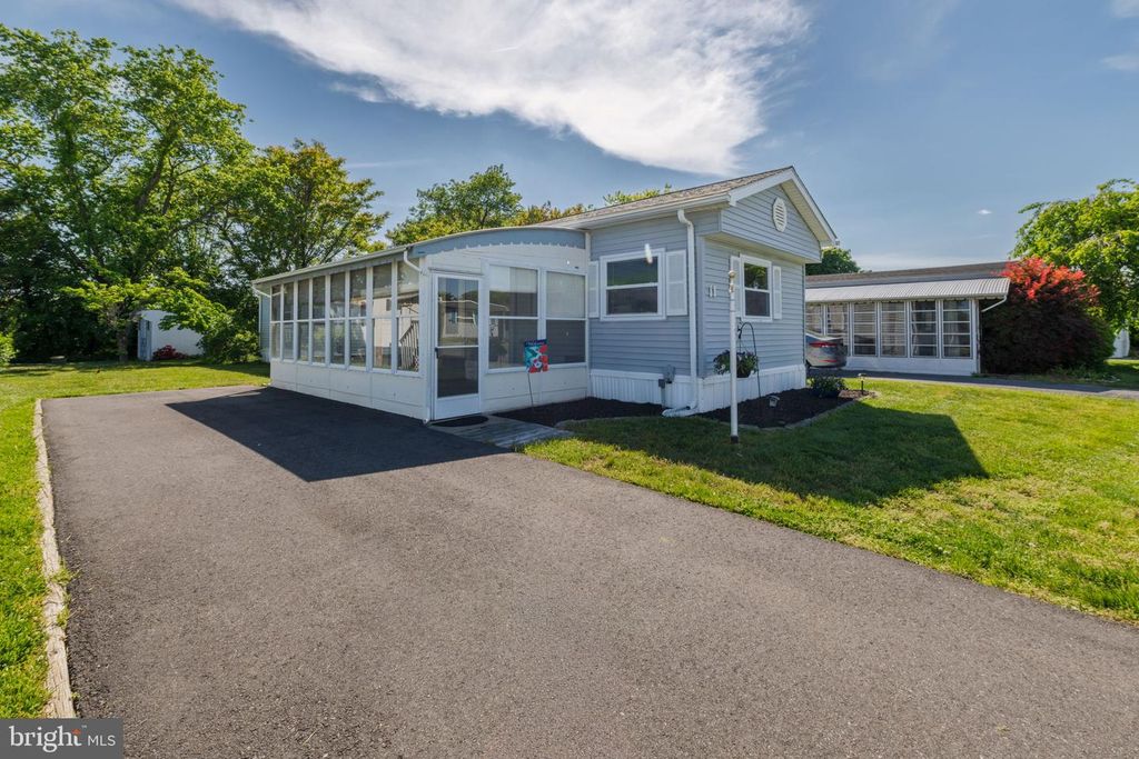 11 COLONIAL LANE, Rehoboth Beach, DE 19971