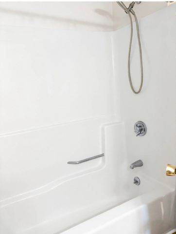 11 Gibbs F85, Worcester, MA 01607