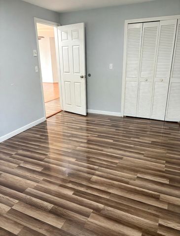 11 Gibbs F85, Worcester, MA 01607