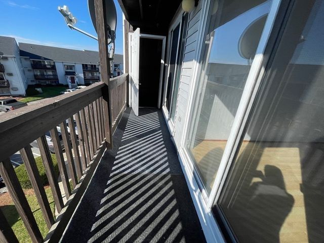11 Gibbs F85, Worcester, MA 01607