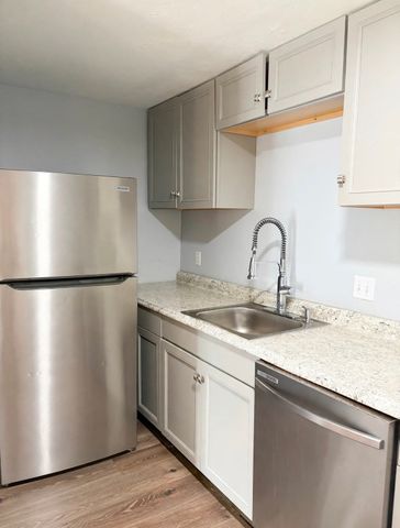11 Gibbs F85, Worcester, MA 01607