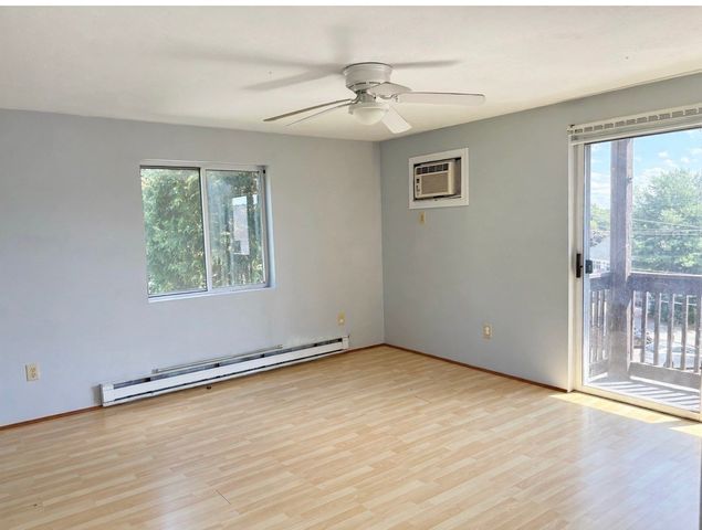 11 Gibbs F85, Worcester, MA 01607