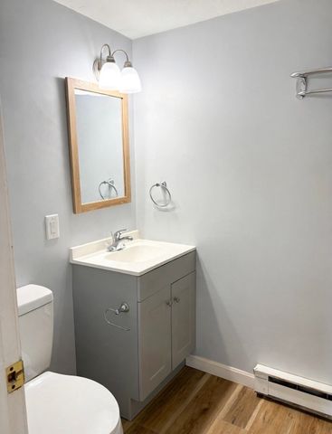 11 Gibbs F85, Worcester, MA 01607