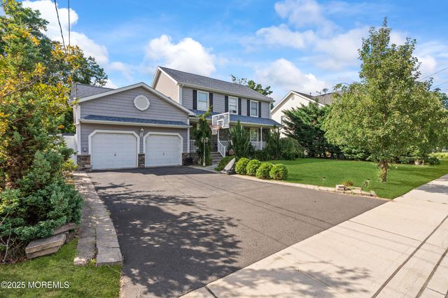 7 Linden Avenue, West Long Branch, NJ 07764