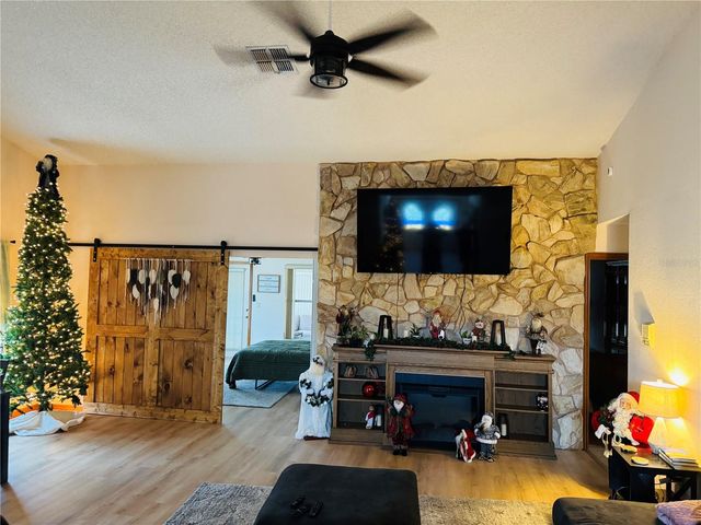 8970 LISMORE COURT, Weeki Wachee, FL 34614