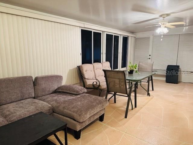 8970 LISMORE COURT, Weeki Wachee, FL 34614