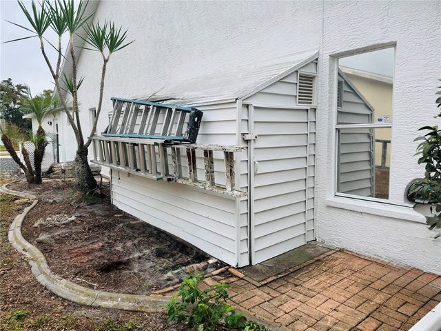 8970 LISMORE COURT, Weeki Wachee, FL 34614