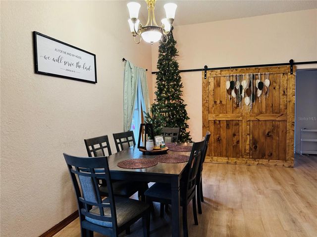 8970 LISMORE COURT, Weeki Wachee, FL 34614