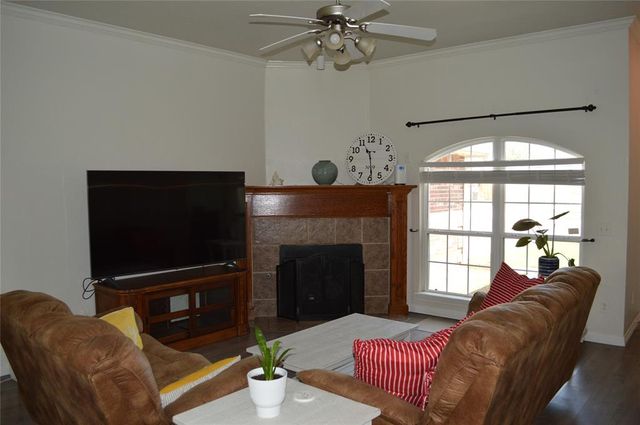 11600 SW 11 Street, Yukon, OK 73099