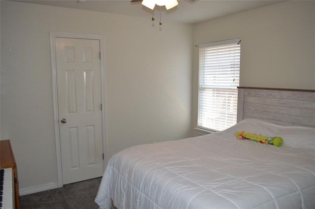 11600 SW 11 Street, Yukon, OK 73099