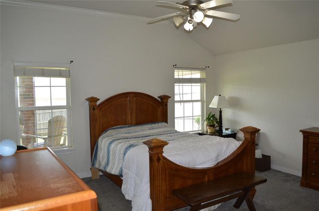 11600 SW 11 Street, Yukon, OK 73099