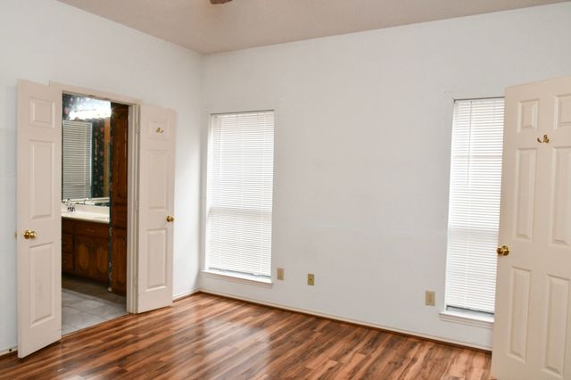 2901 Lois Lane, Rowlett, TX 75088