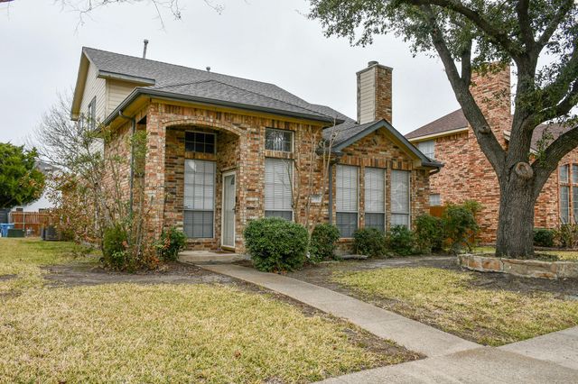 2901 Lois Lane, Rowlett, TX 75088