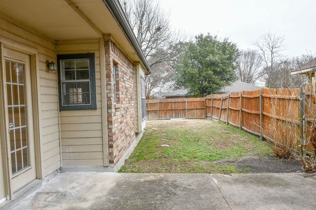 2901 Lois Lane, Rowlett, TX 75088