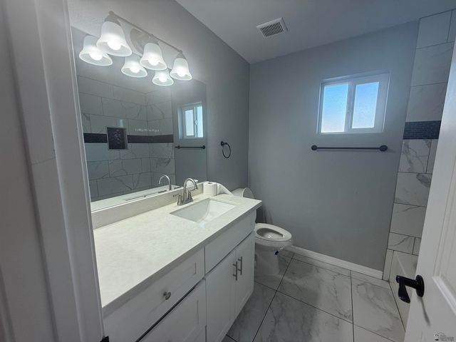 1249 S 40 Dr, Yuma, AZ 85364