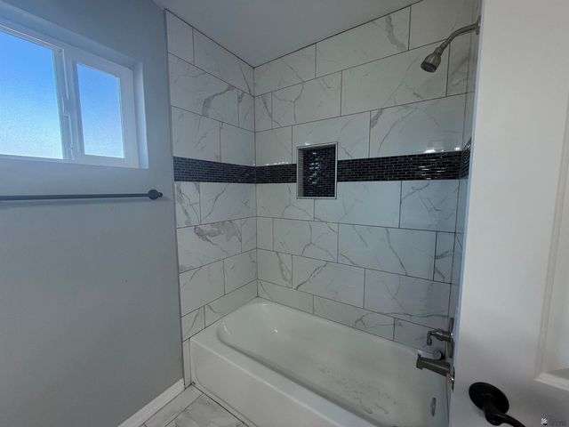 1249 S 40 Dr, Yuma, AZ 85364