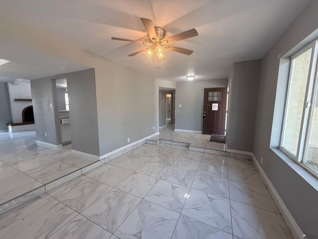 1249 S 40 Dr, Yuma, AZ 85364