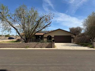 1249 S 40 Dr, Yuma, AZ 85364