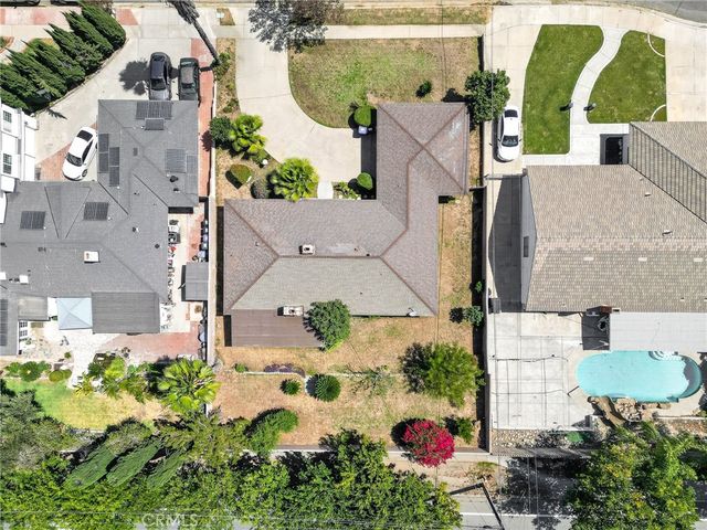 606 E Mesa, Rialto, CA 92376