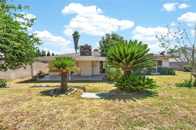 606 E Mesa, Rialto, CA 92376