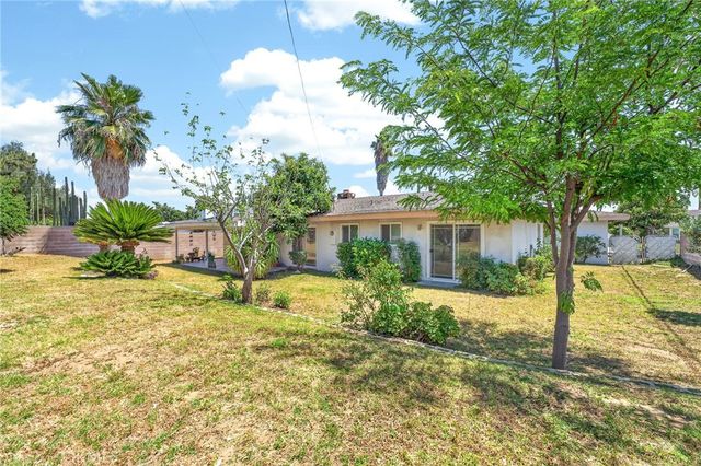 606 E Mesa, Rialto, CA 92376
